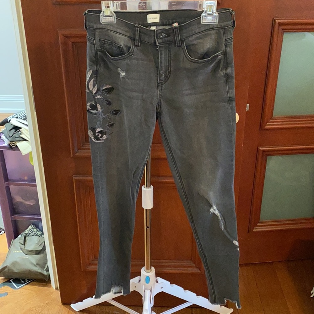 Grey jeans